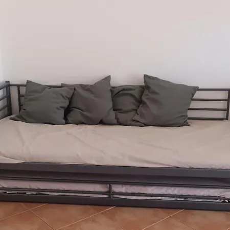 T1 Na Da Rocha Apartment *